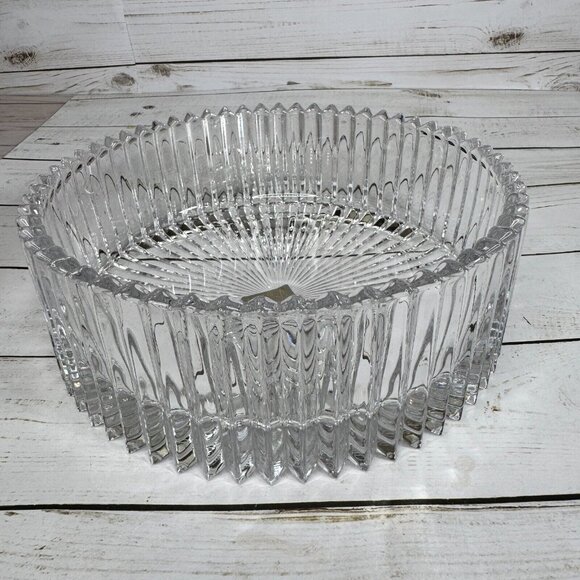 Mikasa Diamond Fire Crystal Cut Glass Hostess Serving Bowl 8.25" WY247/259 - Picture 4 of 11